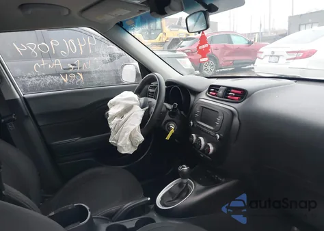 2017 Kia Soul z USA, uszkodzony, nr VIN KNDJN2A23H7431419